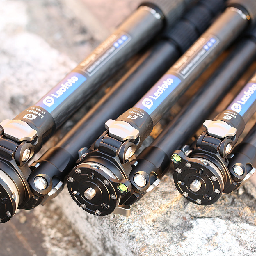 Leofoto LS-255CEX Tripod features close-up of the leg locks and leveling base for stability and versatility.